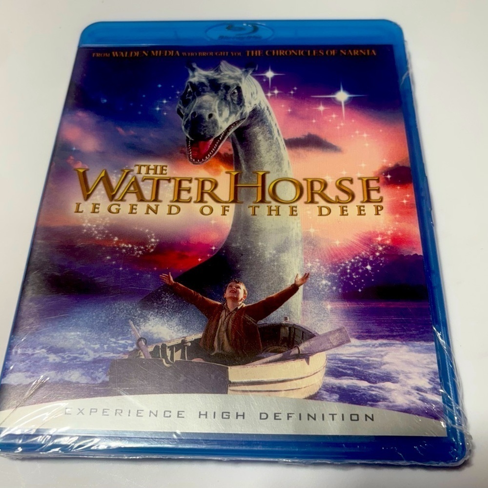 NWT Blu-ray The Water Horse: Legend of the Deep.